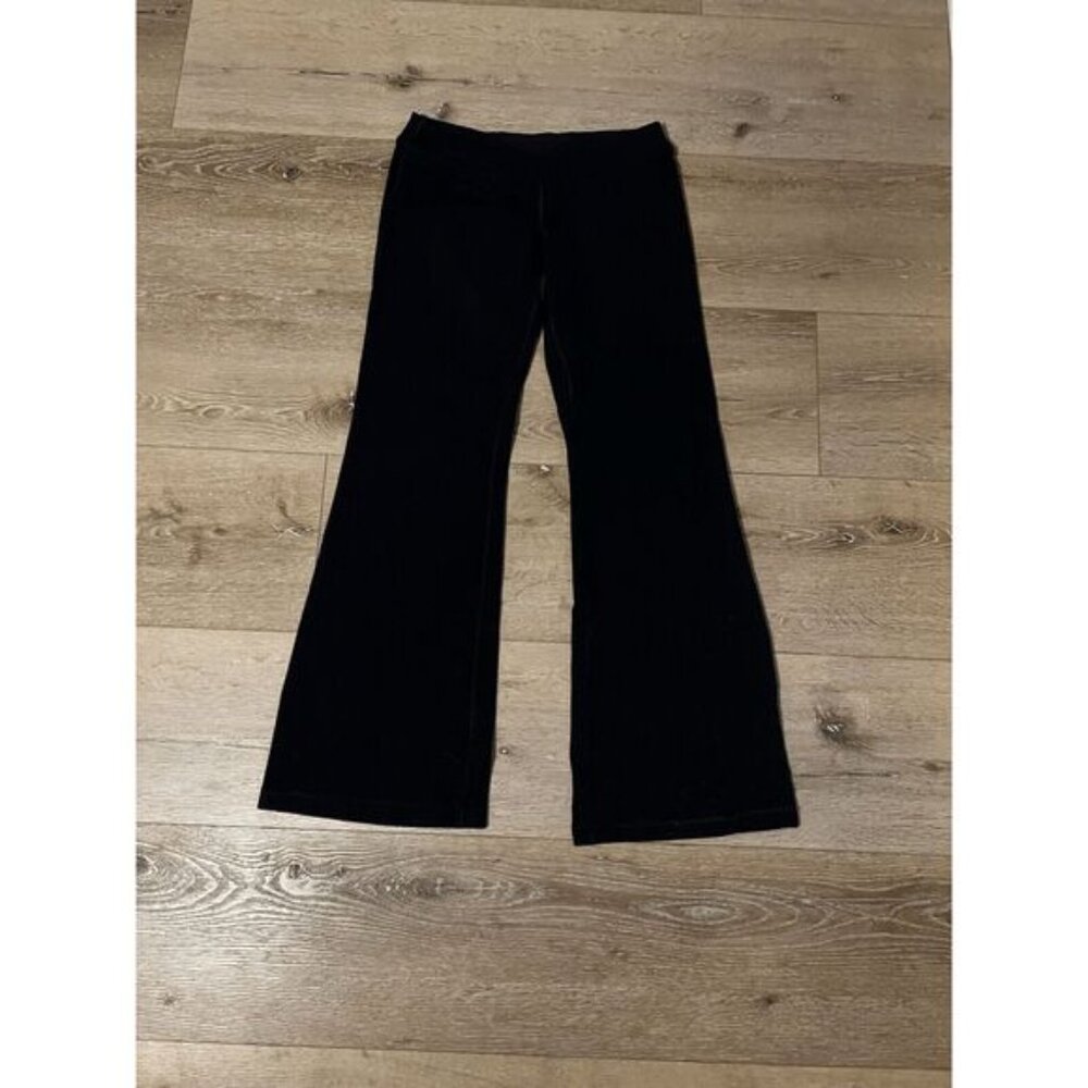 Lululemon Women’s Align Low-Rise 29” Inseam Flared Pant/Leggings Size 6 Black